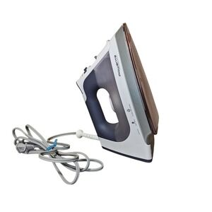 Rowenta Professional Steam Iron Auto Shut Off Extra Steam Boost Germany DX8906